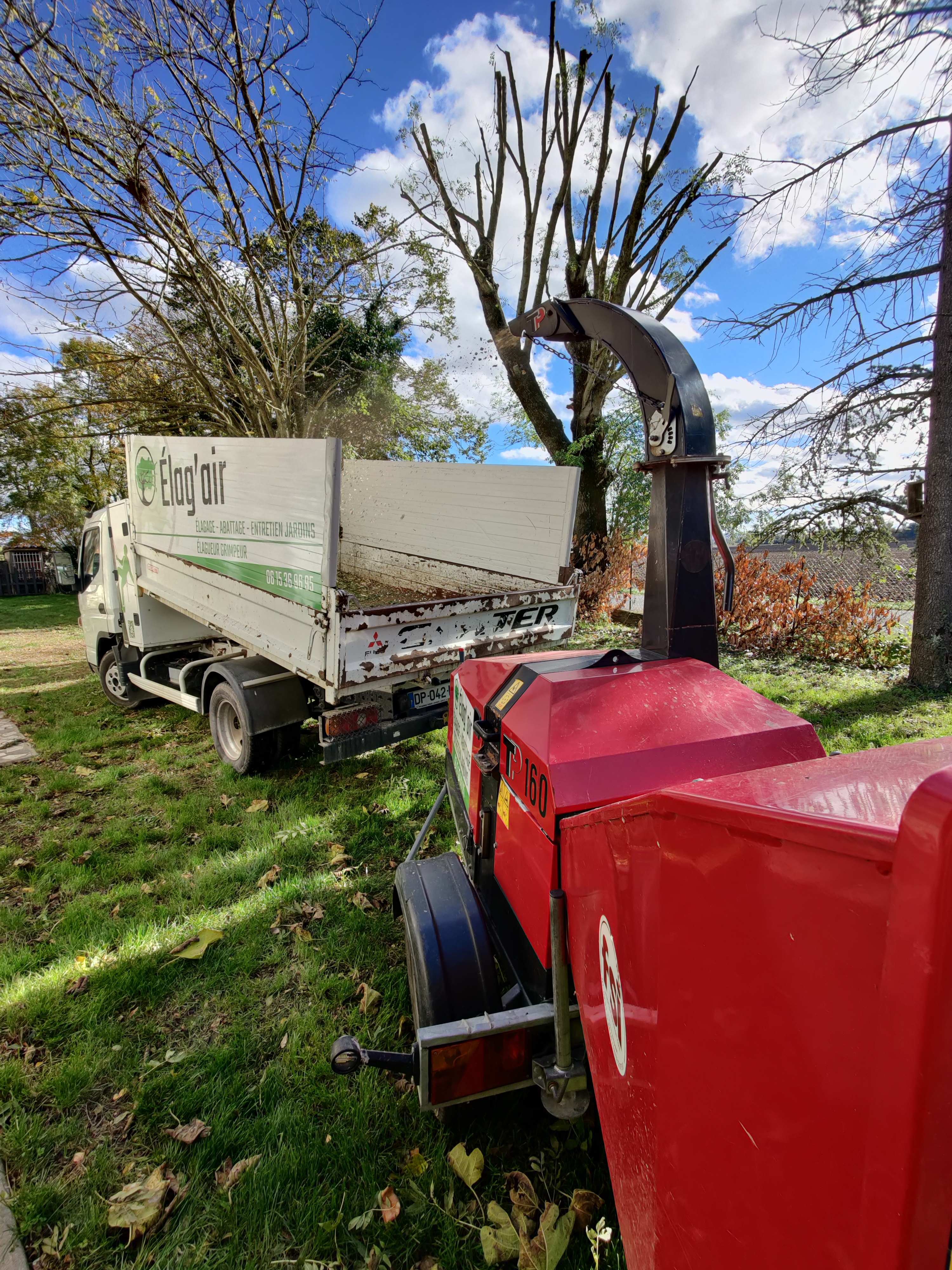 camion et broyeur Elag'air, société d'élagage